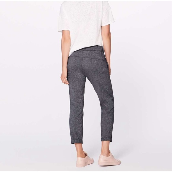 Lululemon On The Fly Pant *28"
Heathered Black - Picture 2 of 8